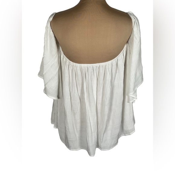 K Jordan White Off-Shoulder Top Size Medium - Picture 3 of 10